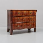 1111 7498 CHEST OF DRAWERS